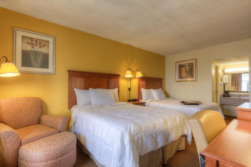 Econo Lodge Byron Oda fotoğraf