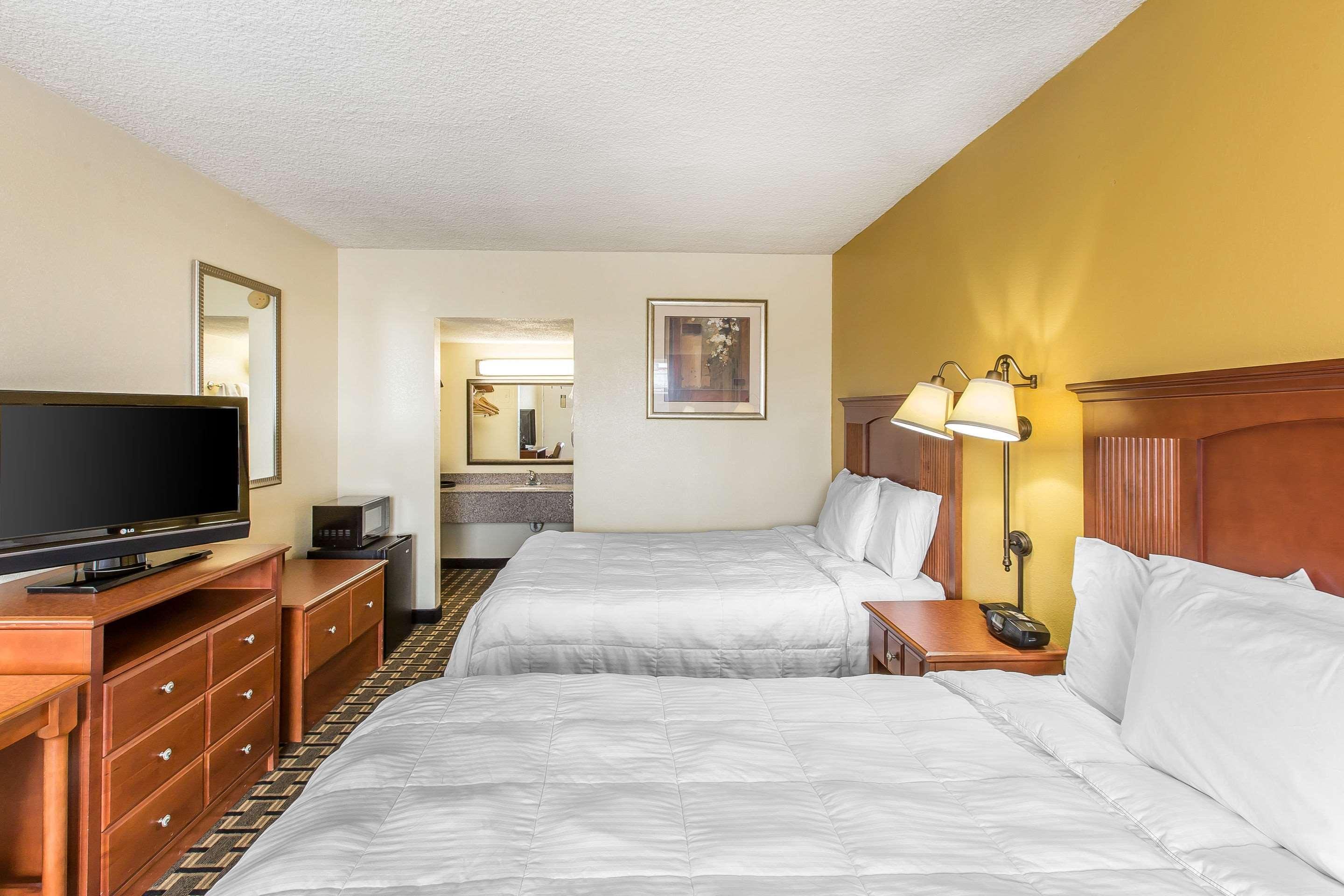 Econo Lodge Byron Dış mekan fotoğraf