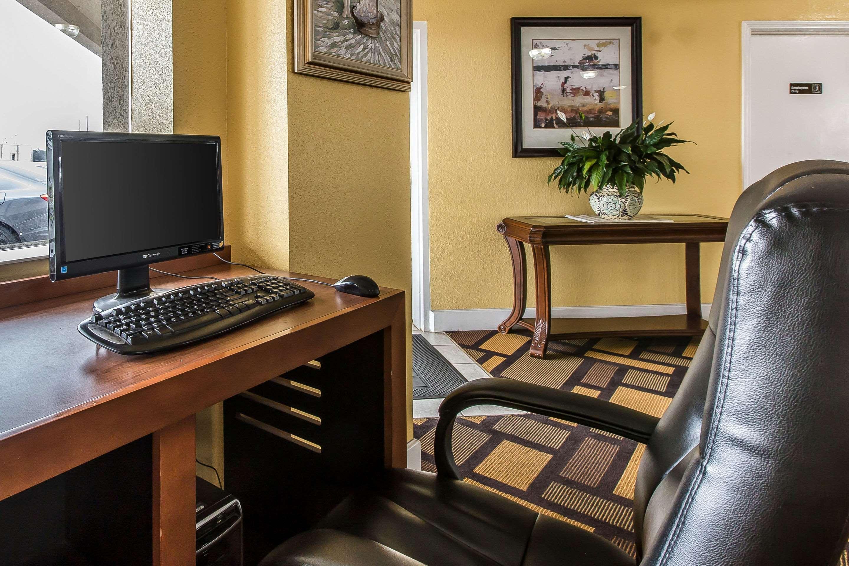 Econo Lodge Byron Dış mekan fotoğraf