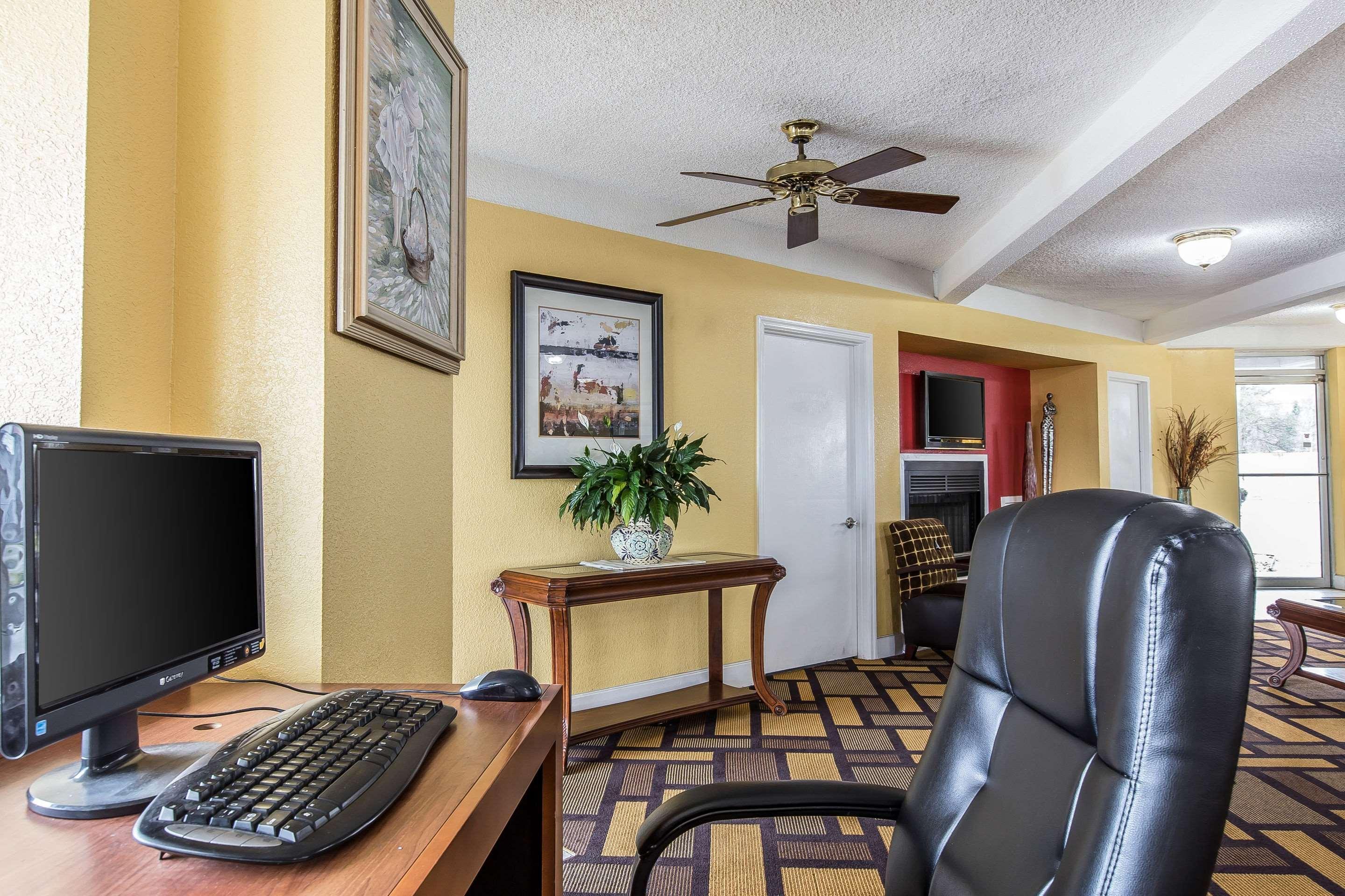 Econo Lodge Byron Dış mekan fotoğraf