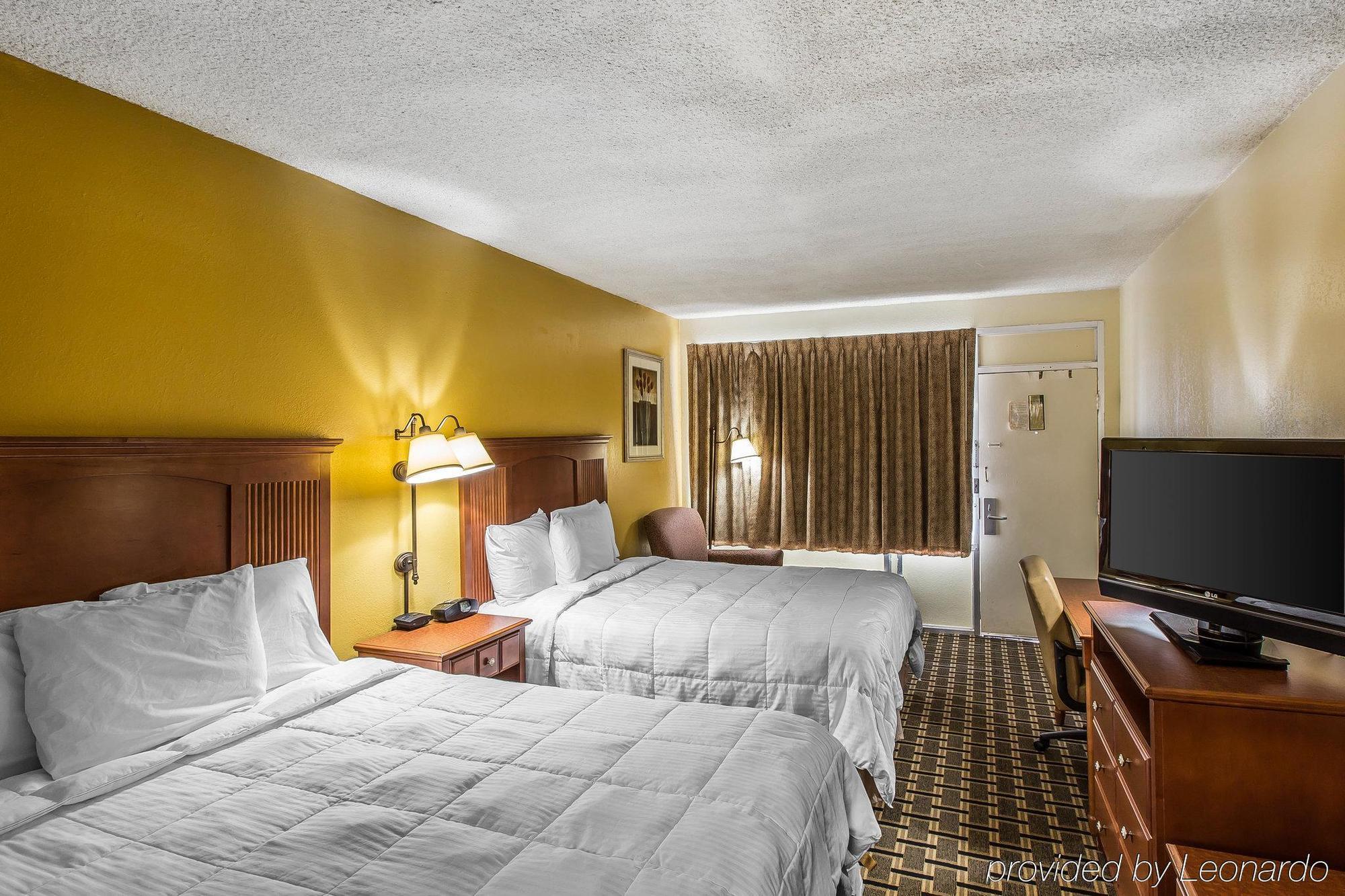 Econo Lodge Byron Dış mekan fotoğraf