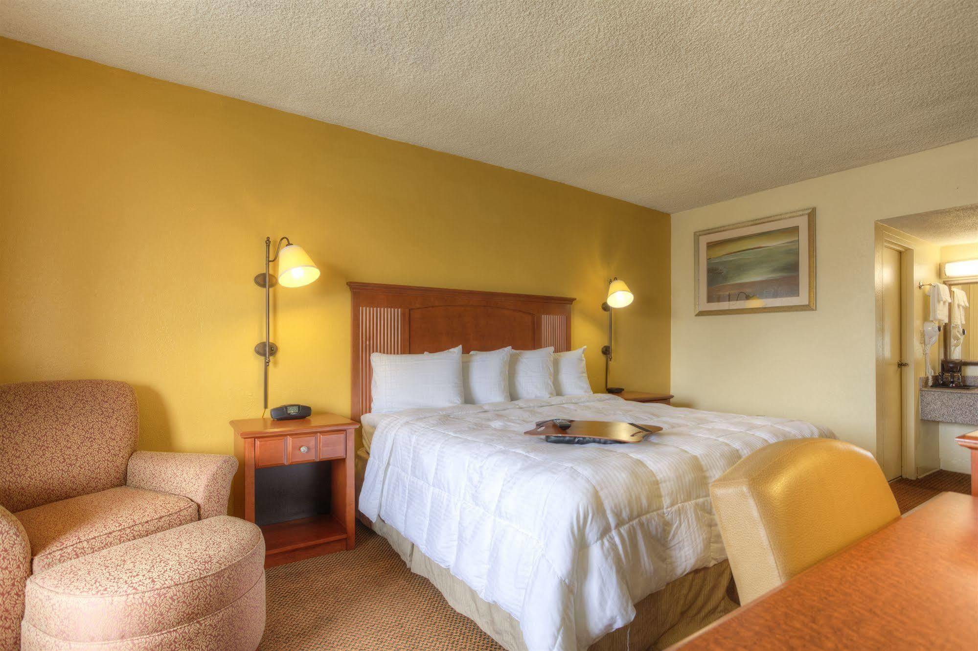 Econo Lodge Byron Dış mekan fotoğraf