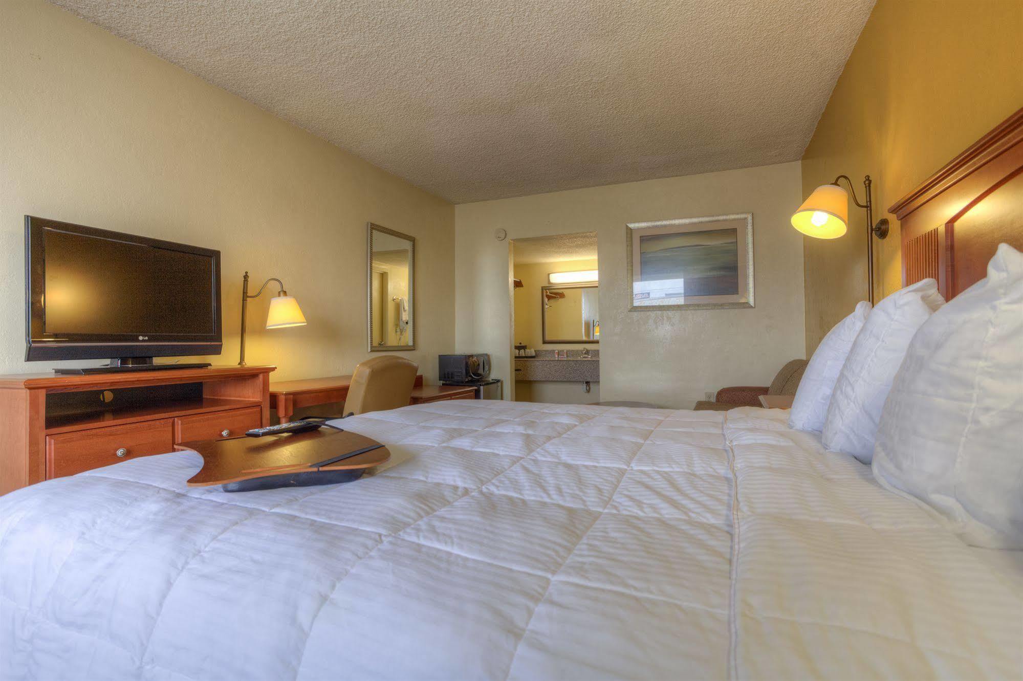 Econo Lodge Byron Dış mekan fotoğraf